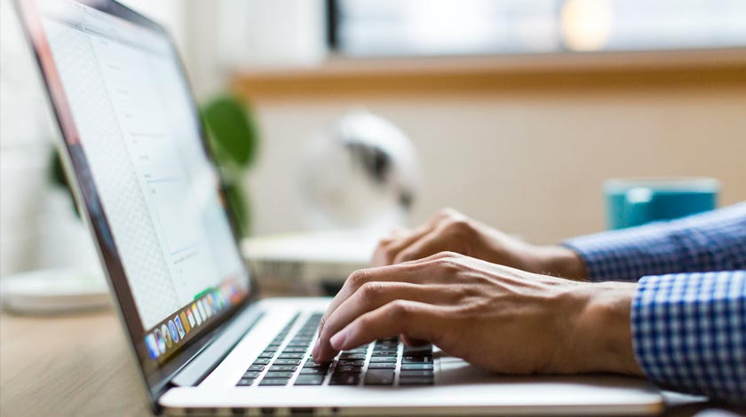Peer-to-Peer File Sharing in the Browser: Fast, Private and Legal